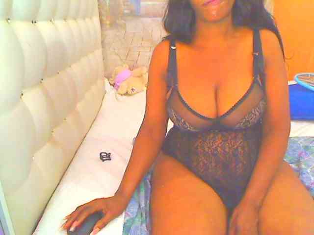 HOTLILLIE webcam
