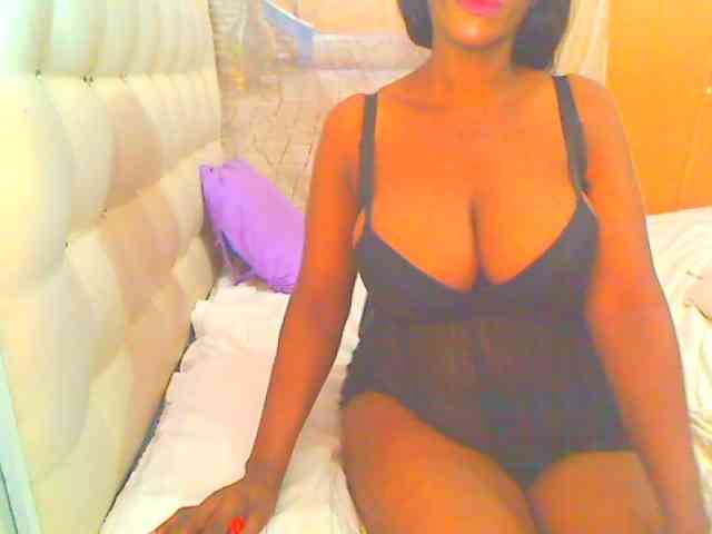 HOTLILLIE webcam