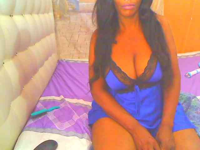 HOTLILLIE webcam