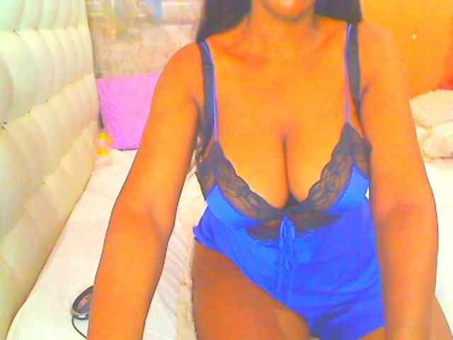 HOTLILLIE webcam