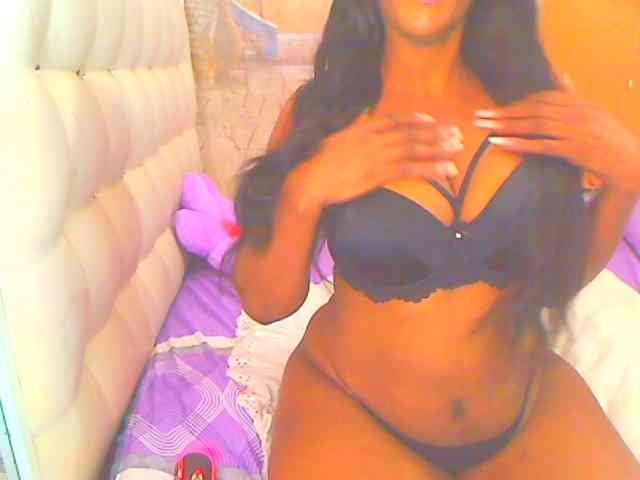 HOTLILLIE webcam