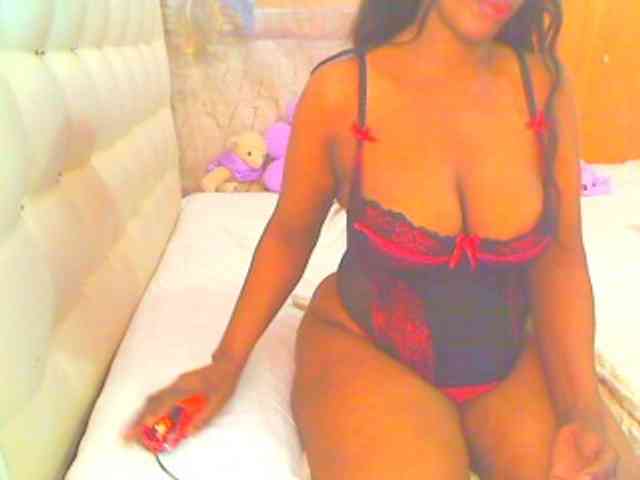 HOTLILLIE webcam