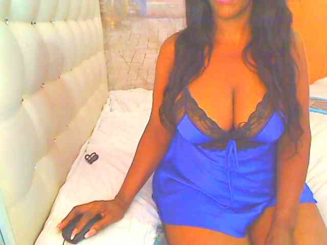 HOTLILLIE webcam