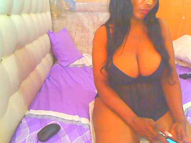HOTLILLIE webcam