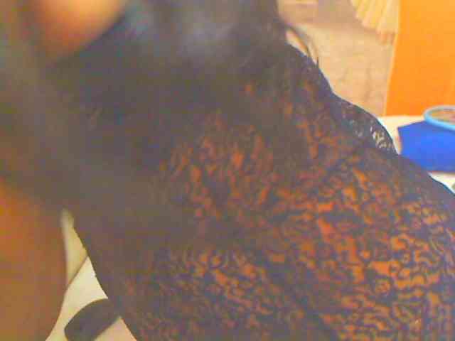 HOTLILLIE webcam