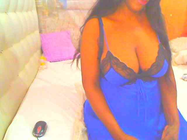 HOTLILLIE webcam