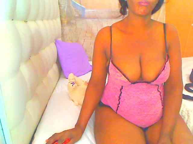 HOTLILLIE webcam