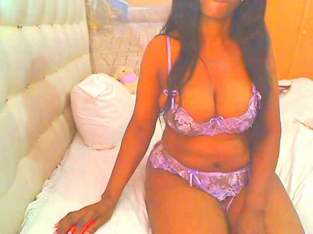 HOTLILLIE webcam
