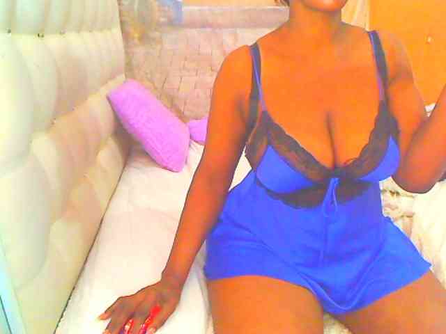 HOTLILLIE Live Webcam on BongaCams