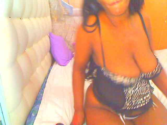 HOTLILLIE webcam