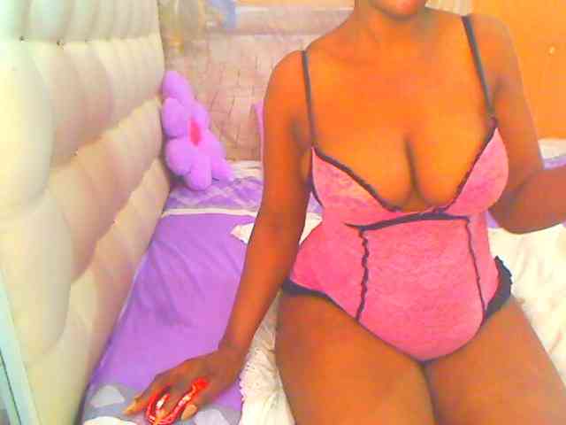 HOTLILLIE webcam
