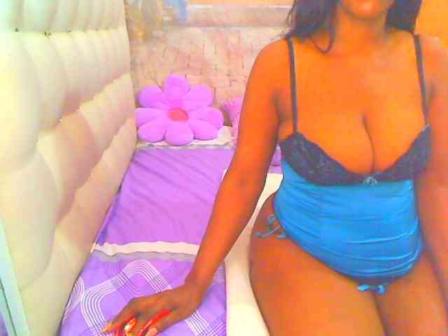 HOTLILLIE webcam