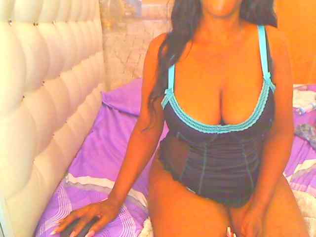 HOTLILLIE webcam