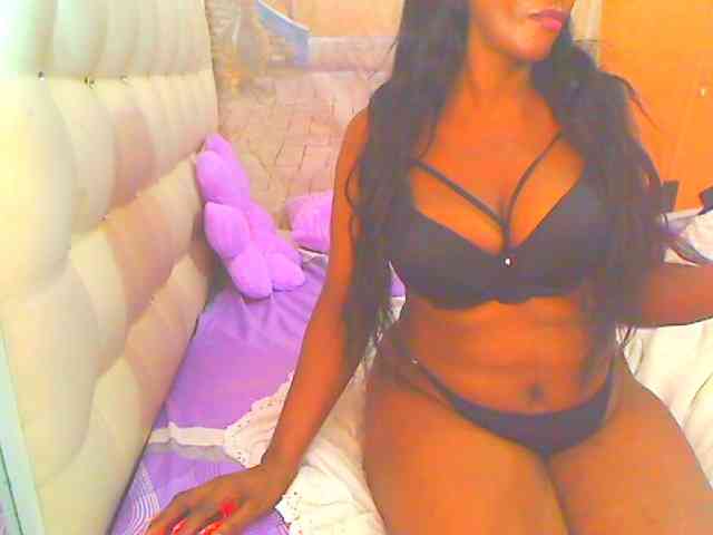 HOTLILLIE webcam