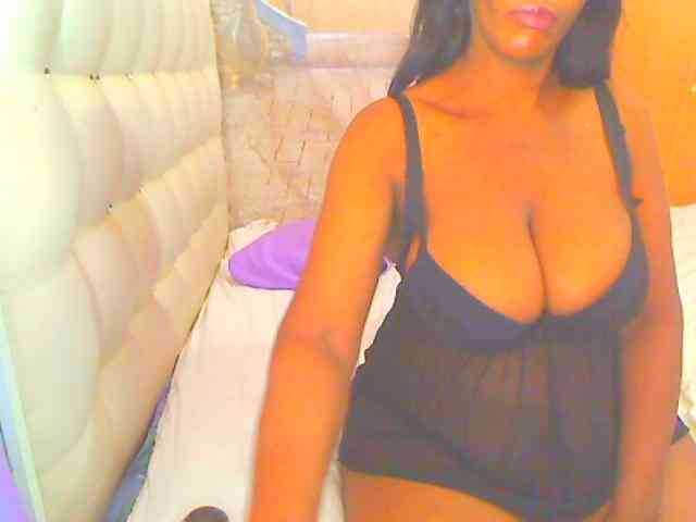 HOTLILLIE webcam