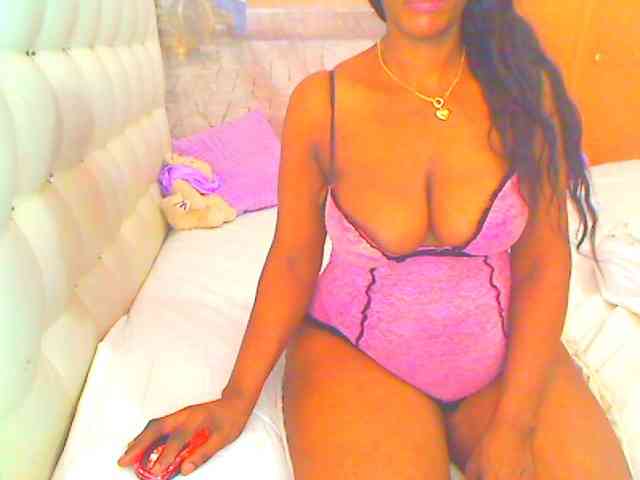 HOTLILLIE webcam