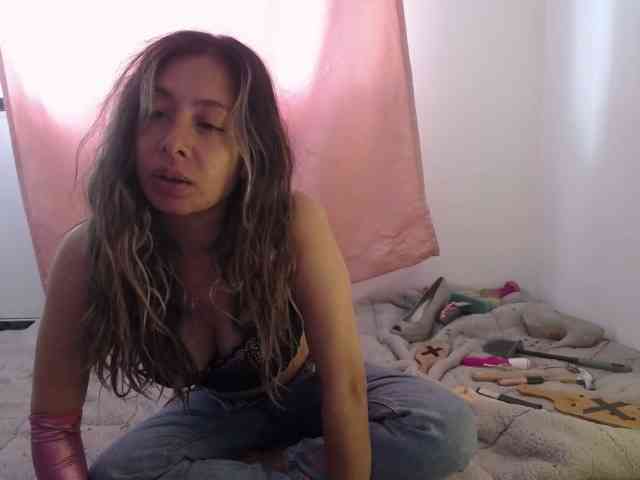 CandySarah1010 webcam