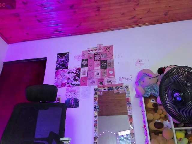 Pucca0 live cam on BongaCams