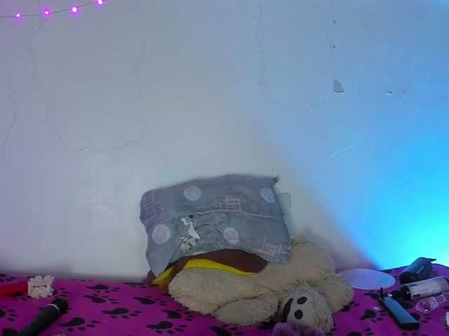 Pucca0 live cam on BongaCams
