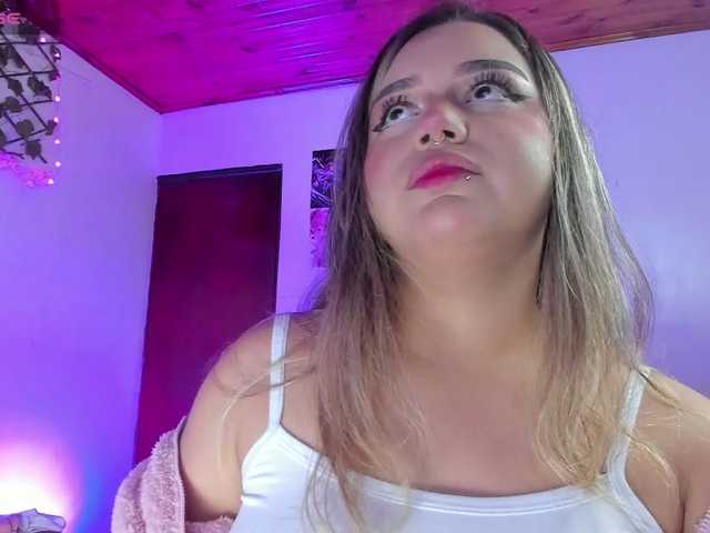 Pucca0 live cam on BongaCams