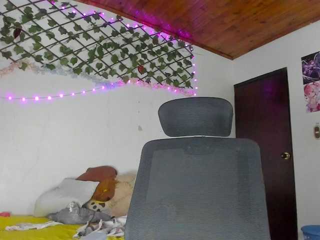 Pucca0 live cam on BongaCams