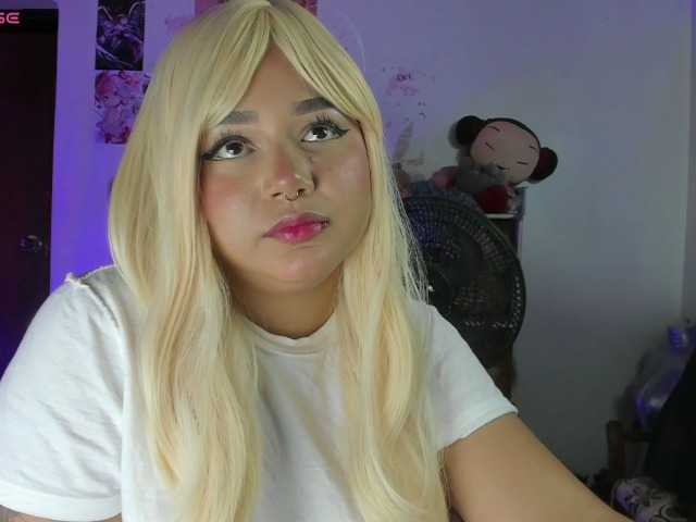 Pucca0 live cam on BongaCams