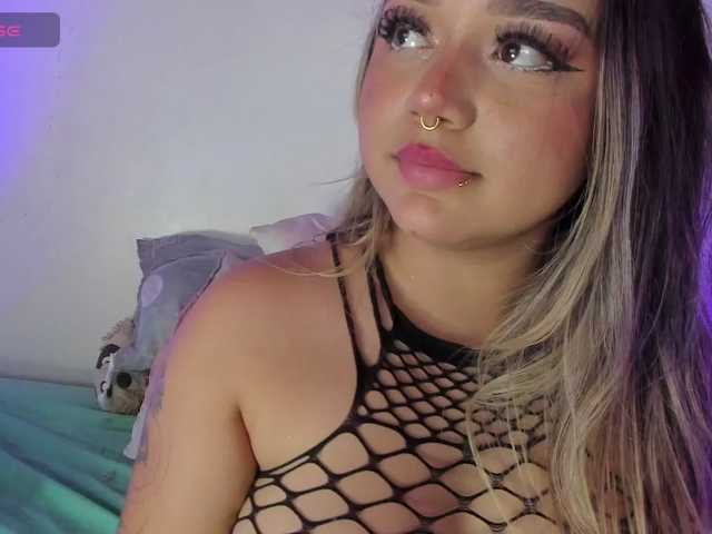 Pucca0 live cam on BongaCams