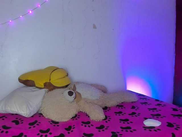 Pucca0 live cam on BongaCams
