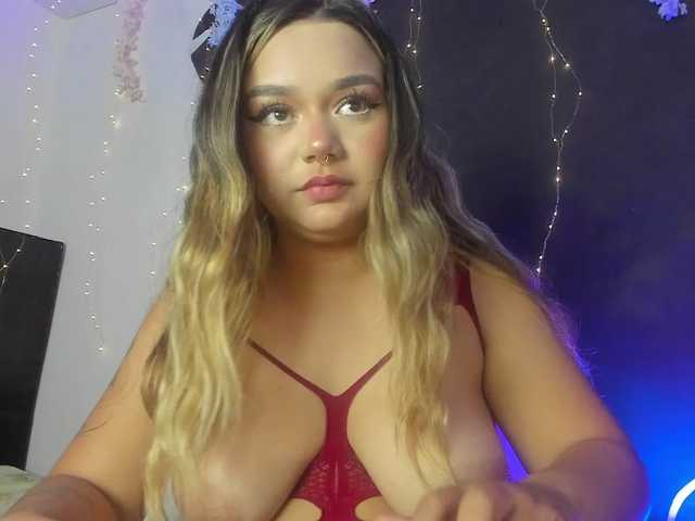 Pucca0 live cam on BongaCams