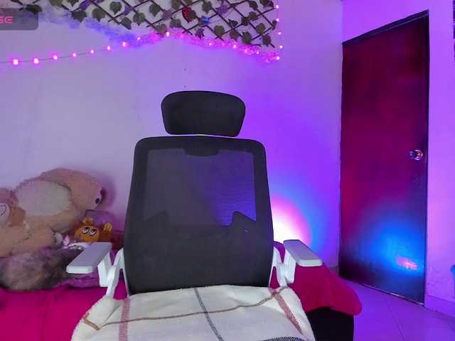 Pucca0 live cam on BongaCams
