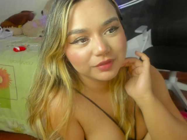 Pucca0 live cam on BongaCams