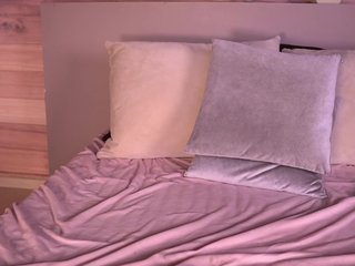 IzzyWild Porn Show