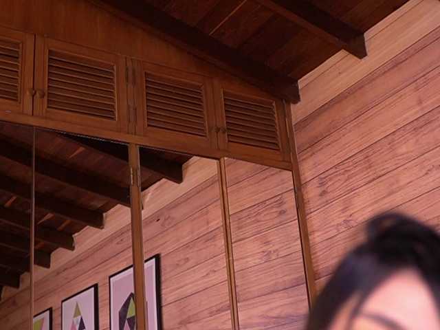 IzzyWild live cam