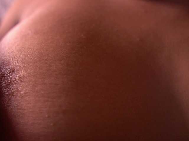 IzzyWild live cam
