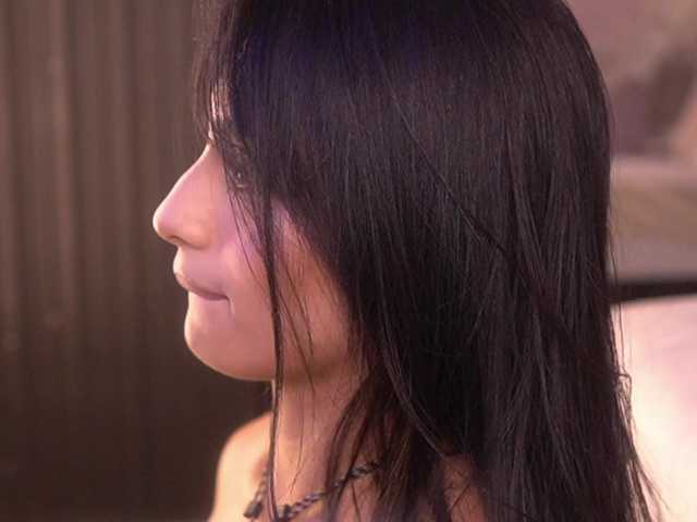 IzzyWild's BongaCams show and profile