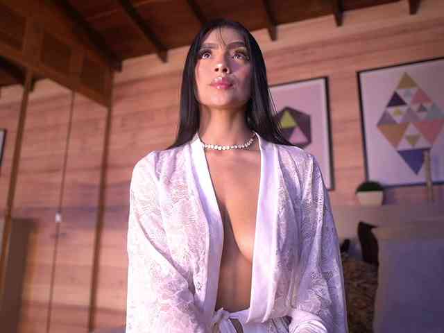 Modelo: IzzyWild