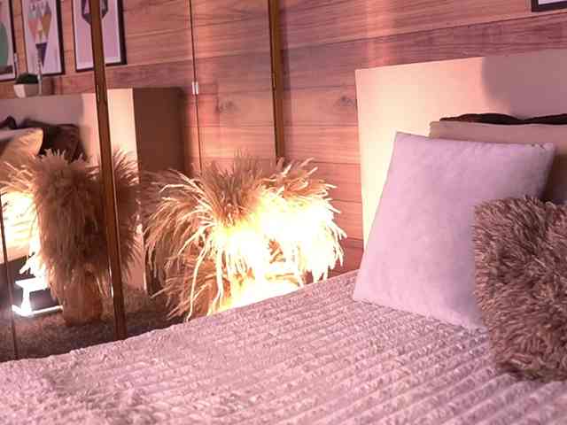IzzyWild webcam