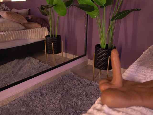 IzzyWild webcam