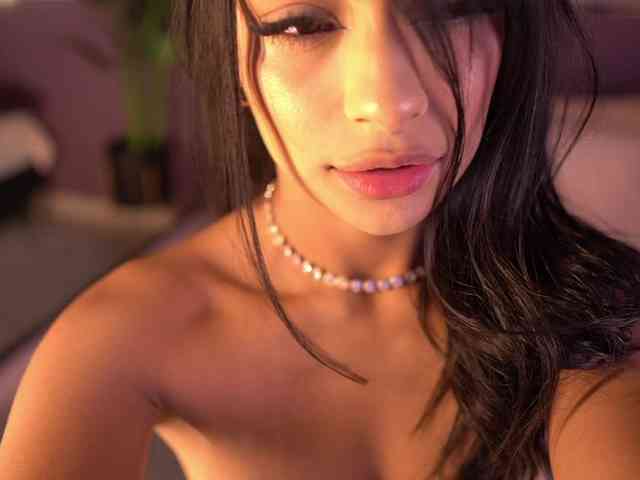 Model: IzzyWild