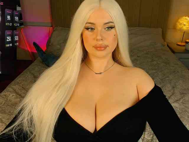 GoddessGlow webcam