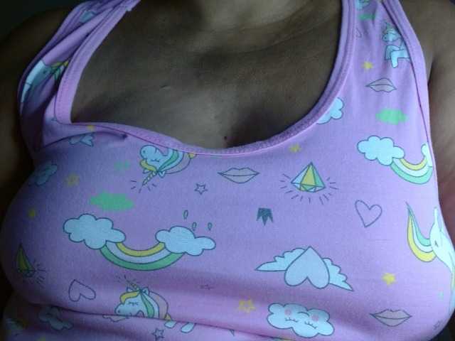 Morenitaplay live cam on BongaCams