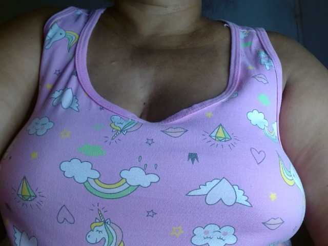 Morenitaplay live cam on BongaCams