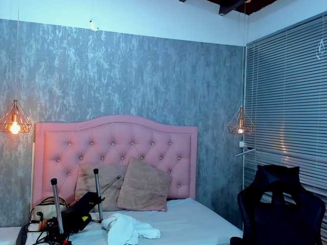 lissa-jhonson live cam on UnifiedCams