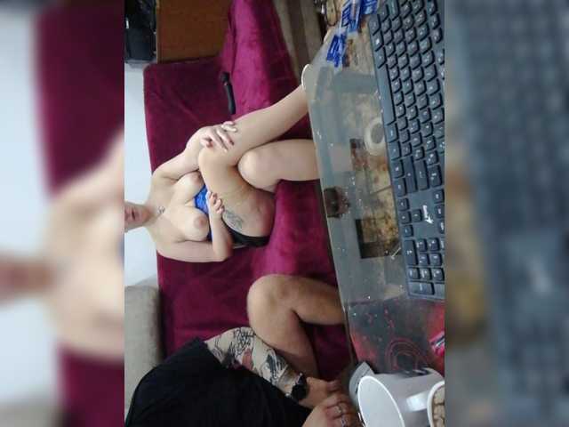 Hotcuople37