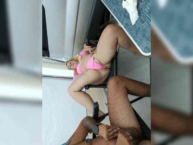 mikemia3835 webcam