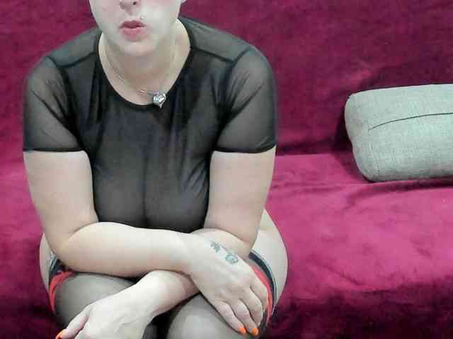 Model: mikemia4037
