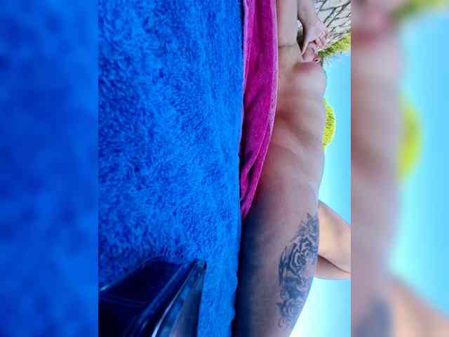 mikemia3835 webcam