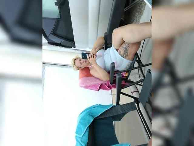 mikemia3835 webcam