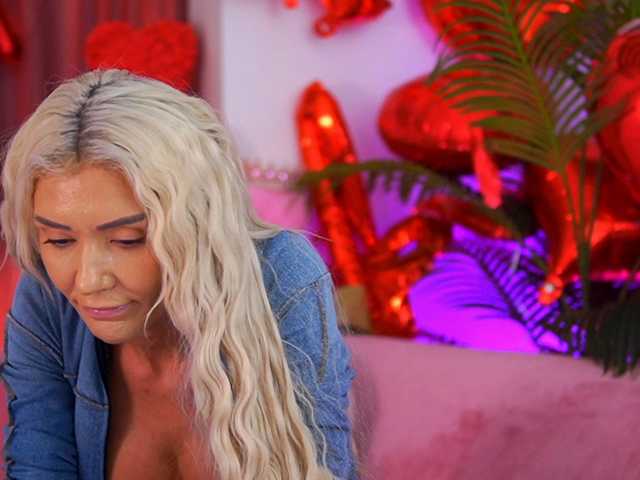 TheFallingAngel, live now on BongaCams
