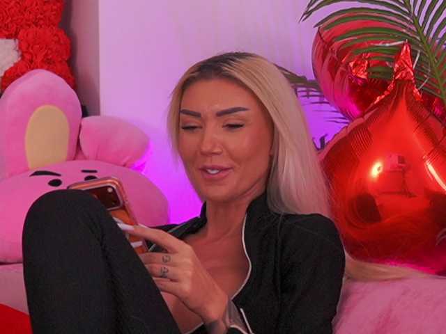 TheFallingAngel's BongaCams show and profile